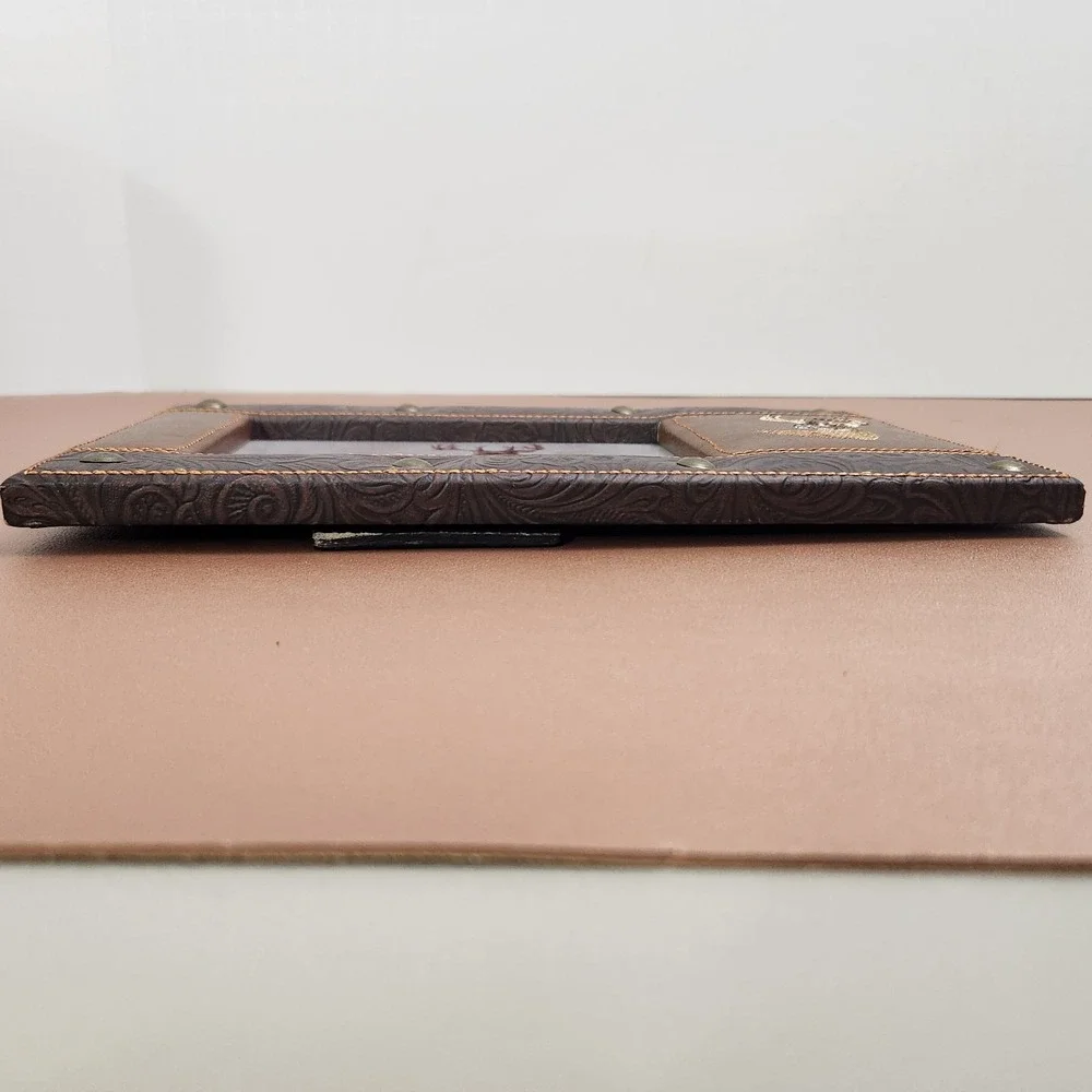 Rainbow Inc. rustic brown